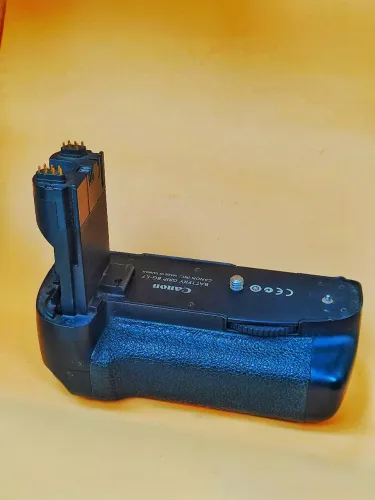 Vertical Grip para Canon 7D ORIGINAL - Excelente Estado