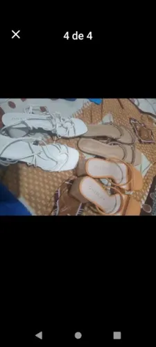 Vendo essa três sapatos com pequena avaria em estado de novo número 36