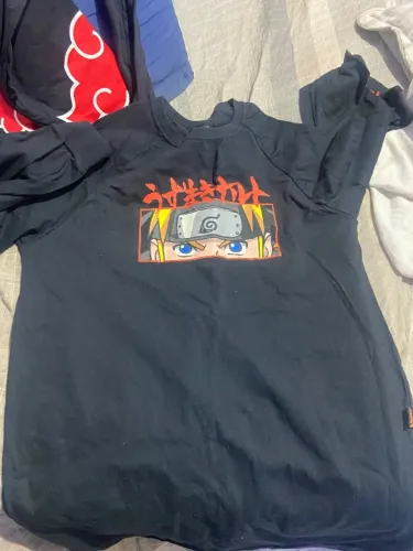 2 camisas do naruto. Marca piticas tamanho M. Chamar no WhatsApp *