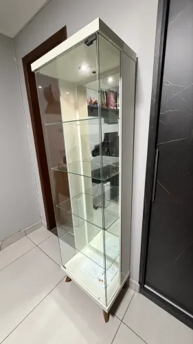 Cristaleira em vidro