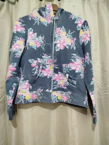 Casaco com estampa floral