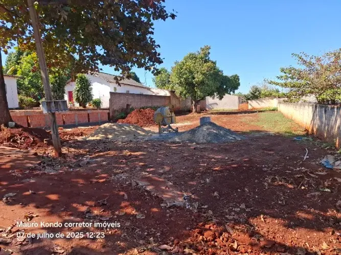 Terreno de 901,00 m2 próximo a área central de Ibiporã.