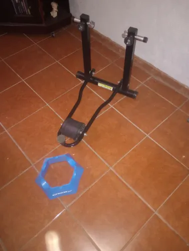Suporte de treino para bicicleta