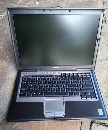 Notebook Dell latitude D620 Rs232