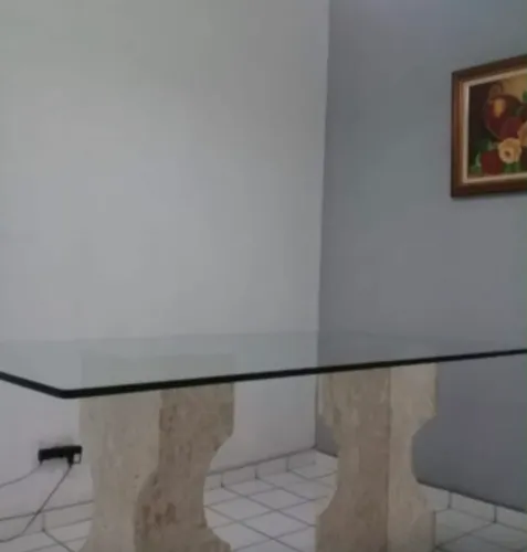 Mesa de Vidro Base de Mármore
