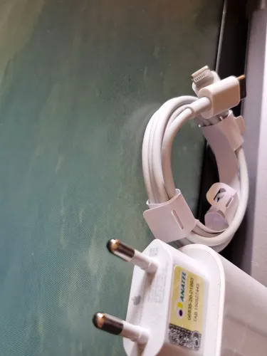 Carregador Apple USB-C de 20W Original