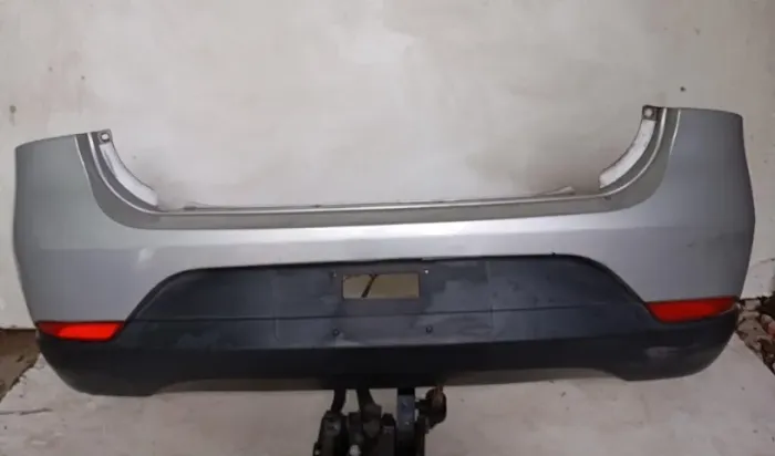 Parachoque traseiro Fiat Grand Siena