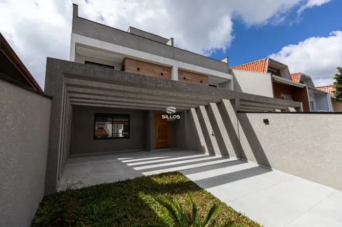 Sobrado com 3 quartos à venda no Portão em Curitiba
