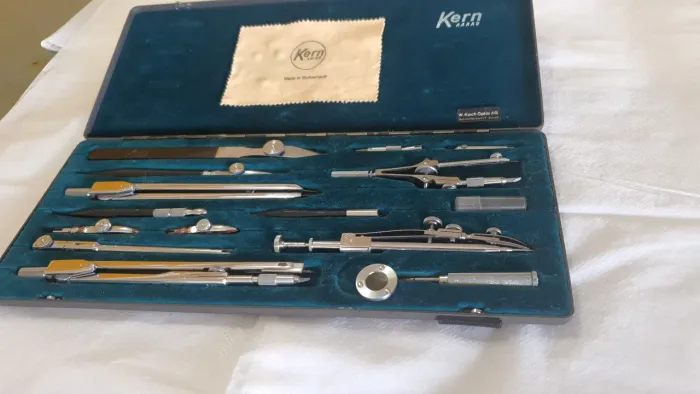 Conjunto de Compassos "KERN" SWISS, NOVO!