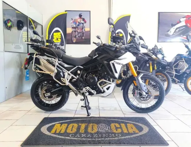 TRIUMPH TIGER 900 RALLY PRO 