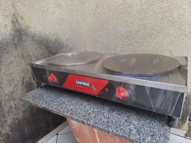 Crepeira Croydon 220 w com 2 discos