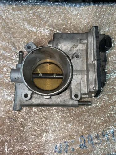 TBI Ford Focus Fomoco código : 6E5G9F991A