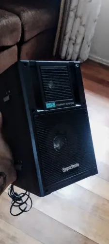 Par de caixas de som gradiente cs5 amplificadas 