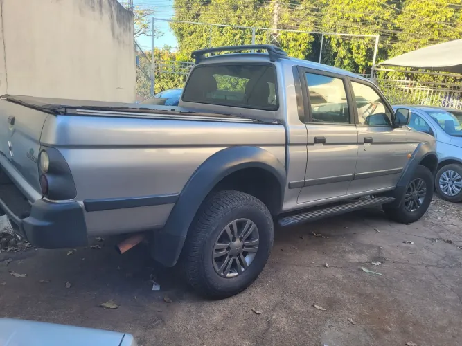 Mitsubishi L200 Sport HPE 2.5 4X4 CD DTI Dies. Aut. 2007