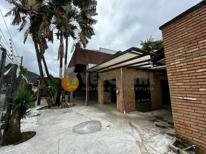 Ponto para alugar, 337 m² por R$ 8.000,00/mês - Centro - Caraguatatuba/SP