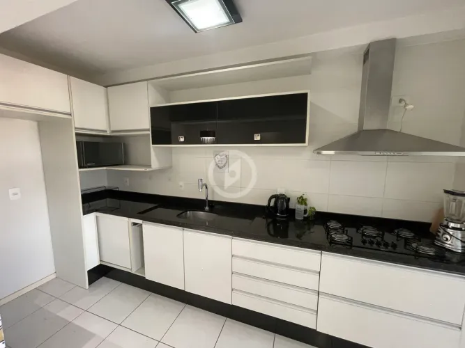 Apartamento no centro da cidade de 3 quartos com 2 vagas de garagem