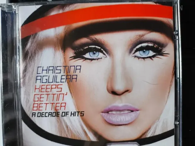 CD Keeps Gettin' Better: A Decade of Hits Álbum de grandes êxitos de Christina Aguilera