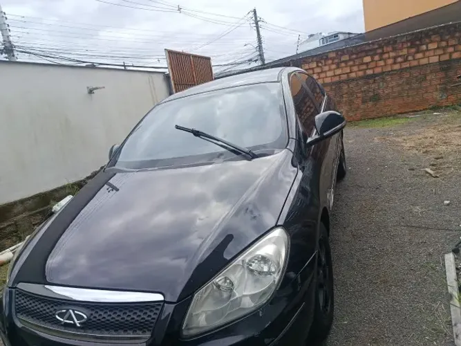 Chery Cielo Sedan 1.6 16V 119cv 4P 2010