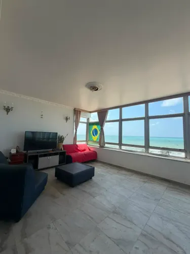 APARTAMENTO 03 QUARTOS SENDO 01 SUÍTE 154m²