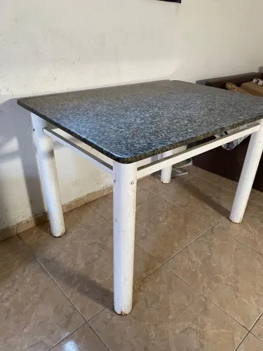 Mesa Mármore
