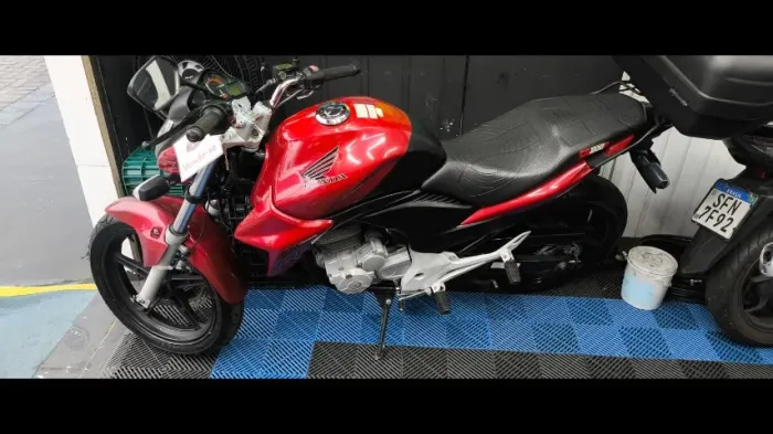 CB 300R