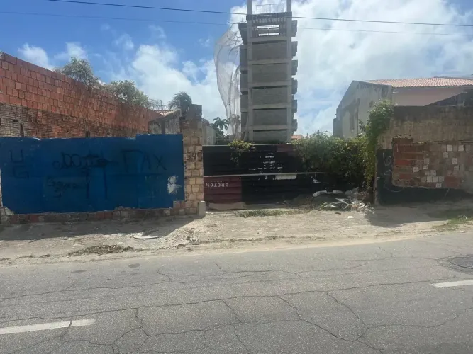 Terreno com 495m² para VENDA no Papicu