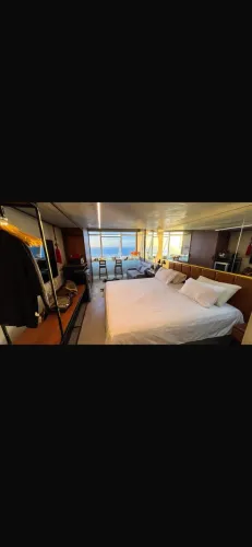 Sol Victoria Marina 40m², vista mar espetácular, 1/4, climatizado, mobiliado, infraestrutu