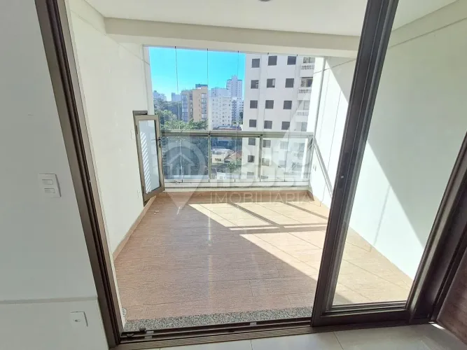 Studio à venda e locação na Vila Mariana, 45m² e 1 vaga, a 600 metros do metrô