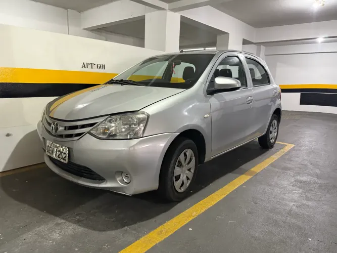 Toyota Etios X 1.3 Flex 16V 5P Mec. 2016
