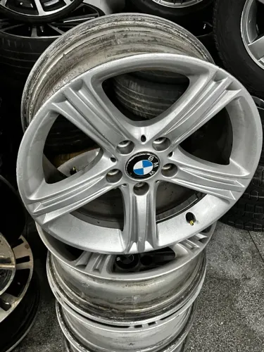 Jogo de bmw 320i série 3 2015 R17 5x120 original