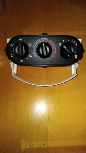 Comando/controle ar condicionado   ford ka 98/99