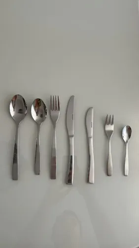 Conjunto de Talheres em Aço Inox