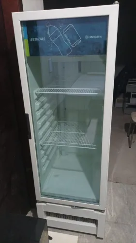 refrigerador expositor slim 256l 220v vb25 light metalfrio