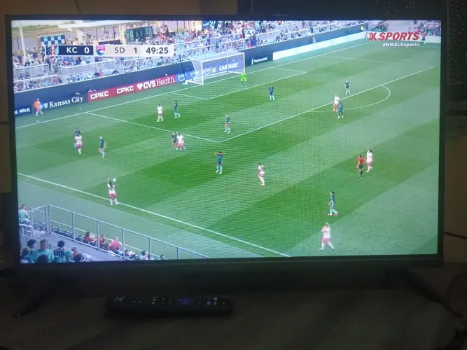 Televisão, Philco, 32 polegadas, nova , com menos de 4 meses de uso .