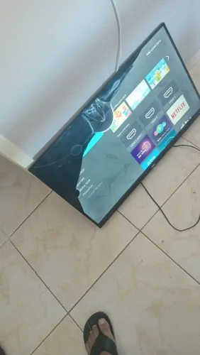 Tv 32 smart tela qbrada