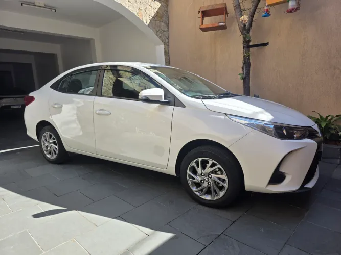 Toyota Yaris XS Sedan 1.5 Flex 16V 4P Aut. 2024