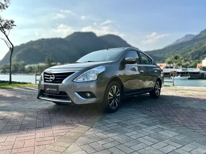 Nissan Versa SL 1.6 16V Flexstart 4P Mec. 2018