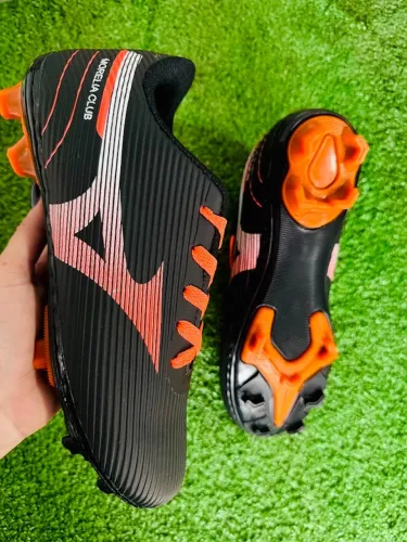 Chuteira Mizuno Com travas para campo Pronta Entrega