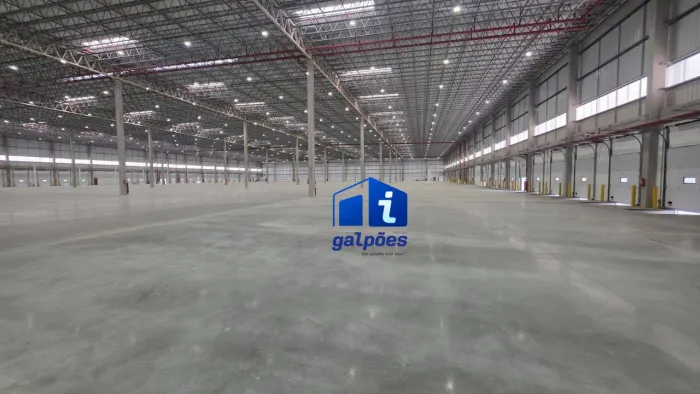 Galpão Logístico com 37.995 m², 99 docas, em Contagem - MG