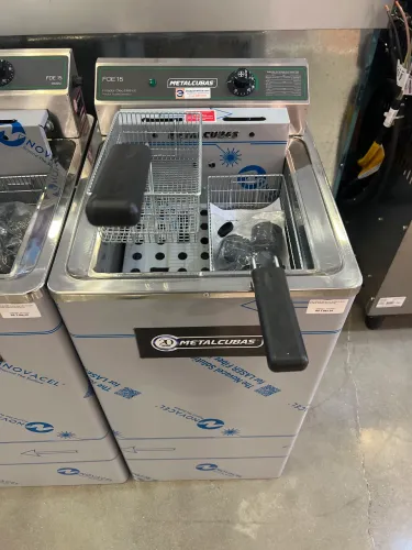 Fritadeira elétrica 5500w de potência zona fria de óleo 15L
