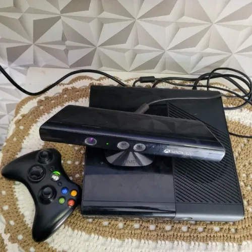Xbox 360 Super Slim Completo + Sensor Kinect + Controle Original + Fonte Bivolt