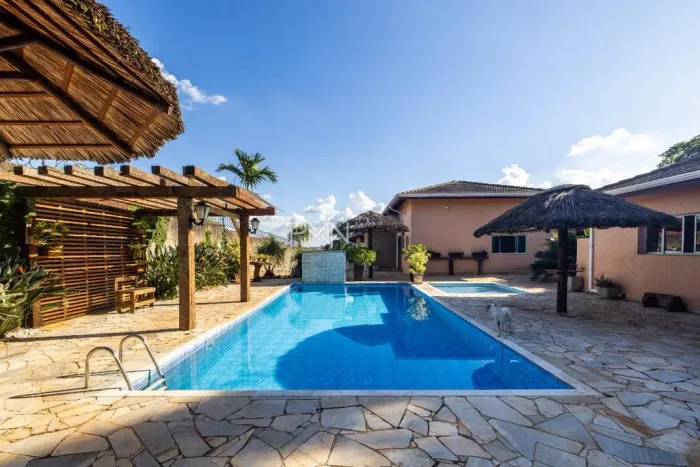 Chácara à venda em Campinas, Parque Jatibaia (Sousas), com 4 suítes, com 2695.5 m²
