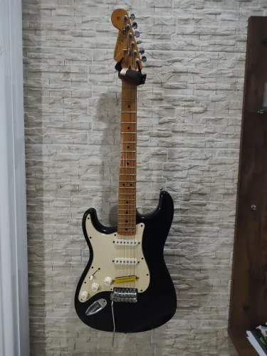 Fender Stratocaster México Canhota 2015/16 - Gotoh + Malagoli