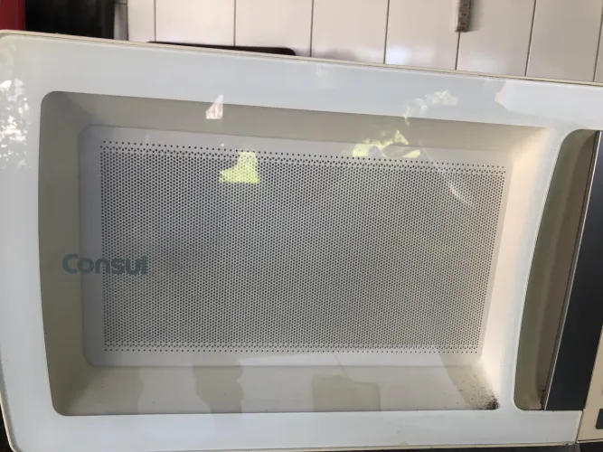 Microondas cônsul