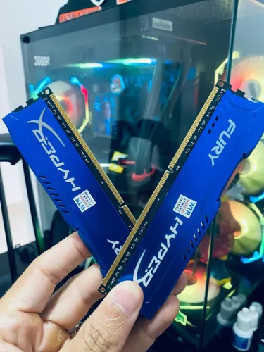 Kit Memória RAM Kingston HyperX Fury 16GB (2x8GB) DDR3 1866MHz