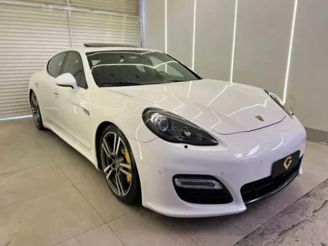 Porsche Panamera Turbo 4.0 550cv 2012