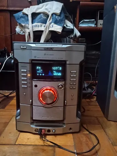 System Sony MHC -gn900 550 RMS 