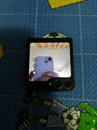 Galaxy ZFlip 7 FE