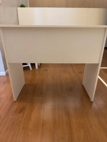 Mesa de Escritório / Mesa de Trabalho