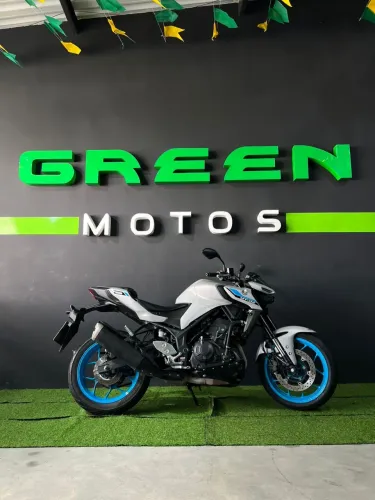 YAMAHA MT-03 (GREEN MOTOS)